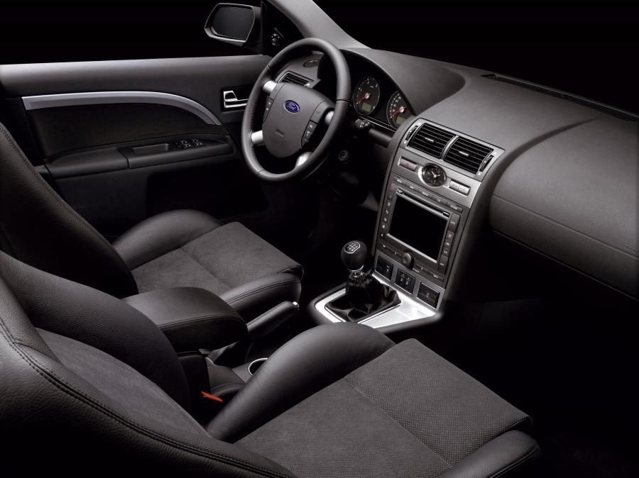  Ford Mondeo Wagon 2003 года  (фото 6 из 19)